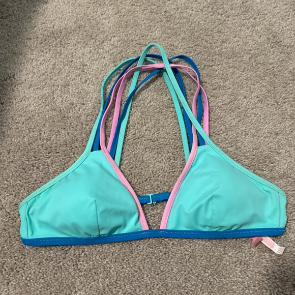 VS Bikini - Picture 3 of 4